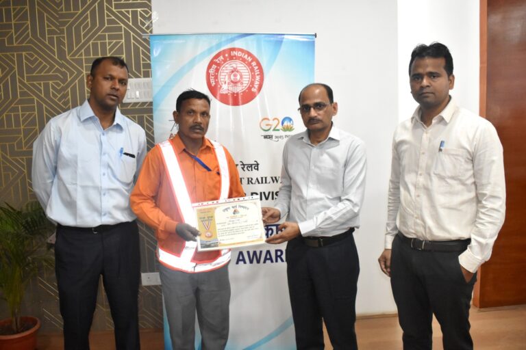 24198771-4215-478d-936f-725a532277cf